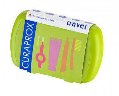 CURAPROX Travel set cestovní sada zelená Cestovní sada Travel set obsahuje kompaktní cestovní kartáček na zuby CS 5460, svěží zubní pastu BE YOU 10ml na bělení a dva mezizubní kartáčky s praktickým držákem.